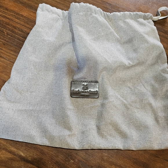 Katherine Kwei brown leather clutch authentic 8x10